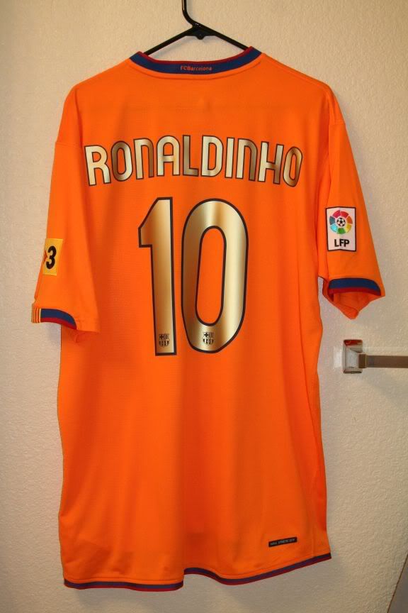 ronaldinho barcelona kit